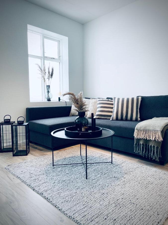 Day Dream Central Akureyri Two Bedroom Apartment Екстер'єр фото